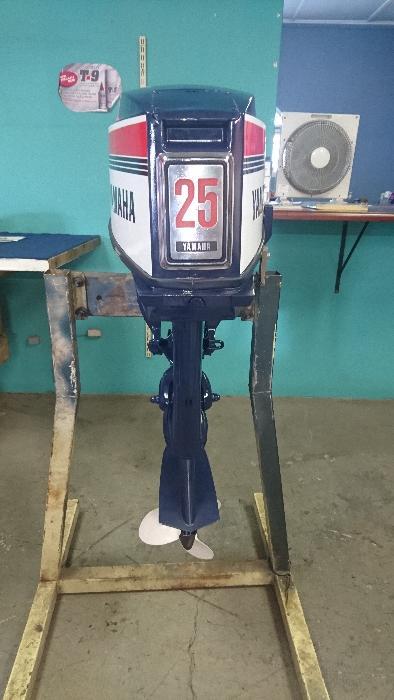 25hp Yamaha outboard
