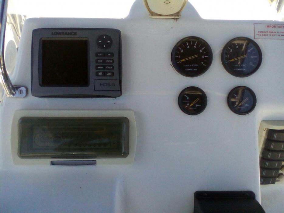 Benguela 530 with twin 90hp Honda 4 stroke motors