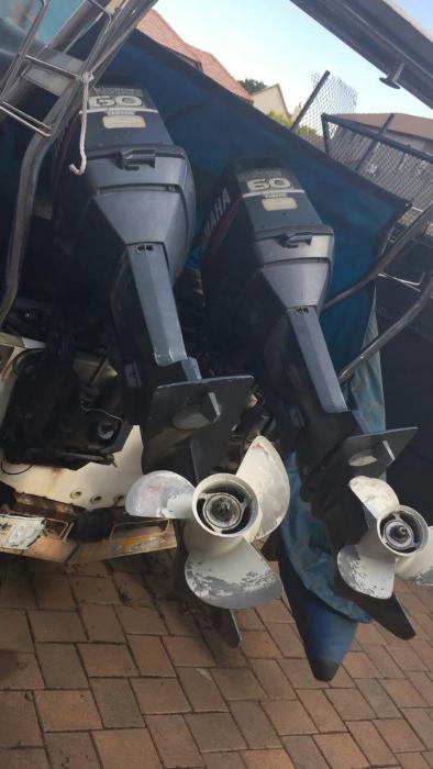 Two Yamaha 60 HP Auto Lube Boat Engines Motors for sale