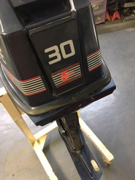 30 HP Evenrude outboard motor