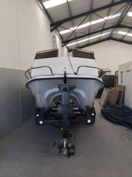 16FT Invader Cat / twin 60HP Mercury (trim&tilt)