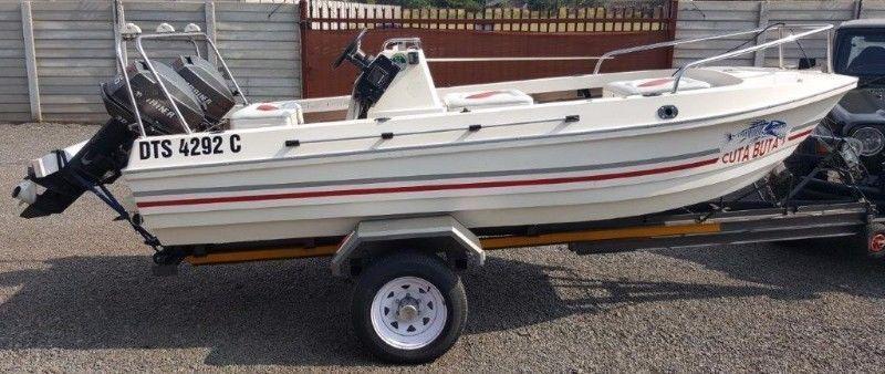 2 x Mariner 30Hp Outboard Motor on Super Cat 14Ft