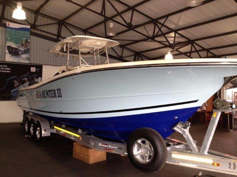 2010 TRITON 351 CC Boat for Sale