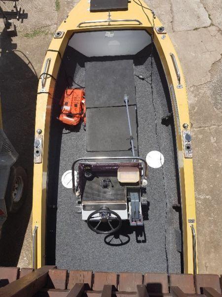 16 FT ACE CRAFT R62000.00 OR SWOP FOR 2 X YAMAHA 85