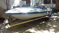 170 Swift Bowrider with 100HP EVvinrude engine