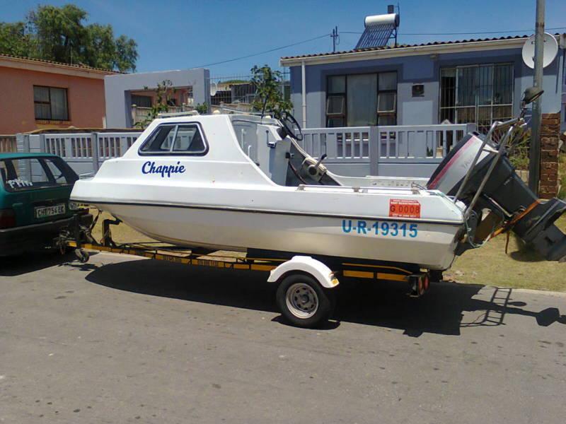 Cabin boat, 4.7m Hull + 60hp Yamaha