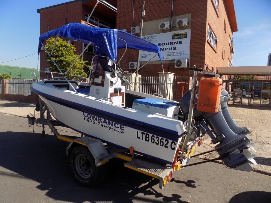 Ace craft 14,6 on trailer 2 x 40 hp yamahas