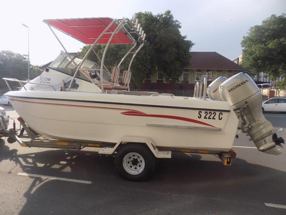 Cobra cat 525 0n trailer 2 x 90 hp hondas 4 strokes