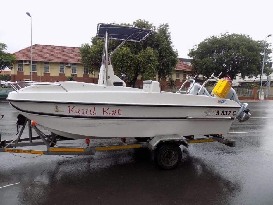Gamefish 510 on trailer 2 x 60 hp hondas 4 strokes