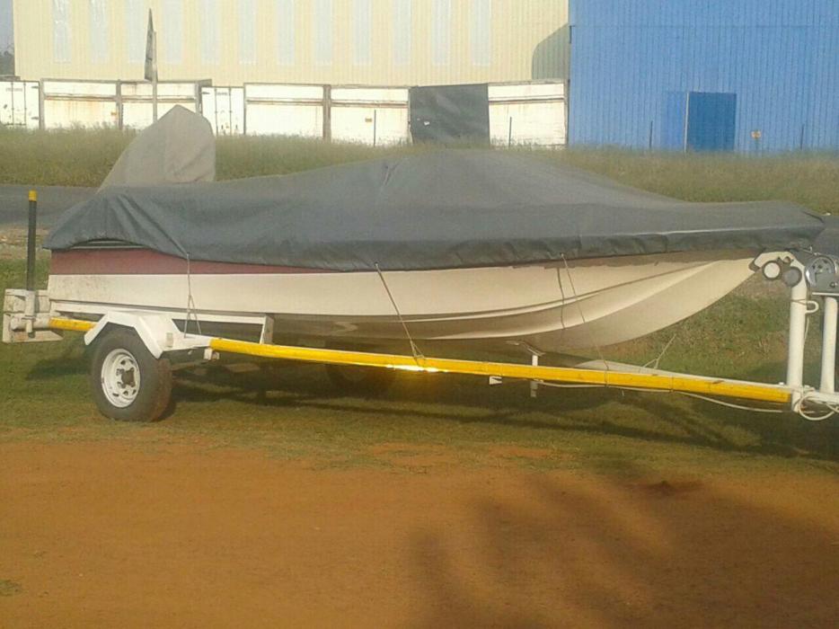 Pheonix Ski boat for sale