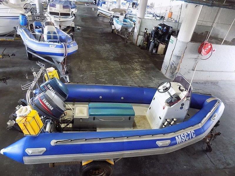 Supersuck 5,2 on trailer 2x 40 hp yamaha
