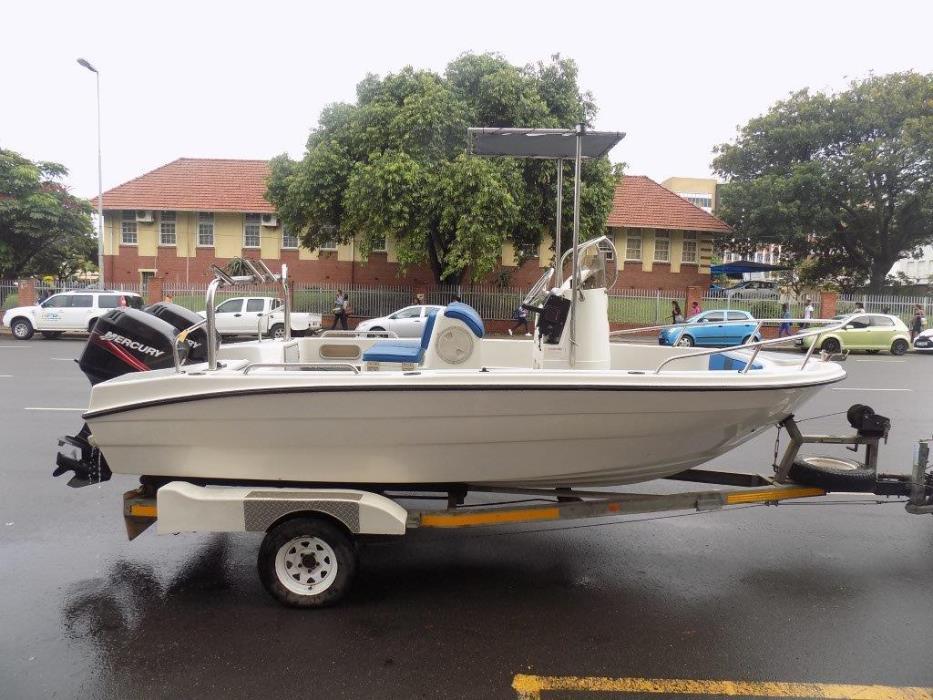 Unreel on trailer 2 x 50 hp mercury trim and tilts