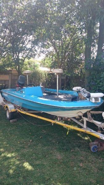 Bass Boat for sale - R12000