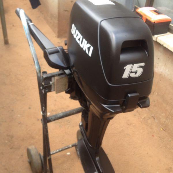 Selling 15hp Suzuki outboard motor