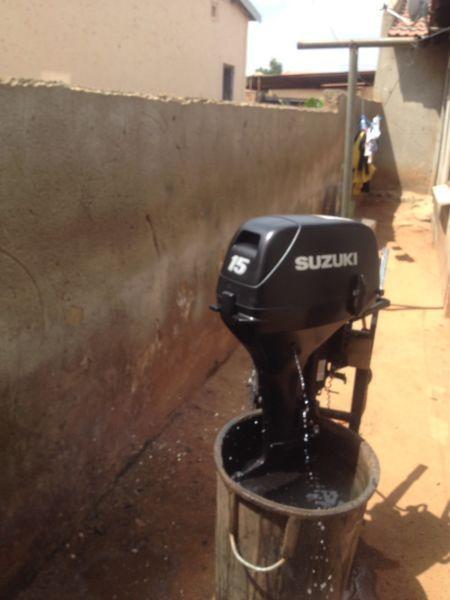 Selling 15hp Suzuki outboard motor