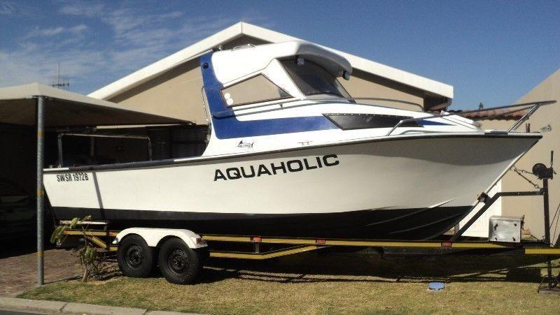 billfish 23 foot 2x125 2+2 mercurys 2004models