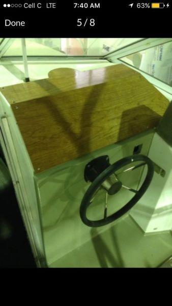 Bayliner 27 ft on trailer