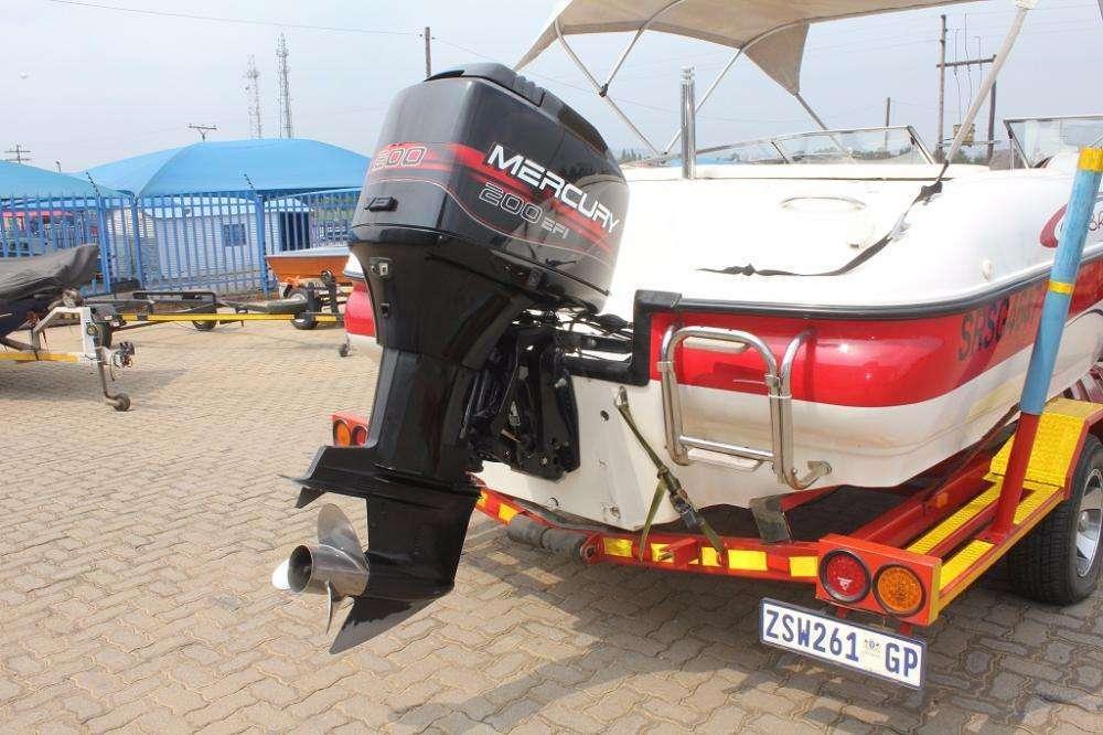 Breeze 21 Ft with 200 Hp EFI Mercury