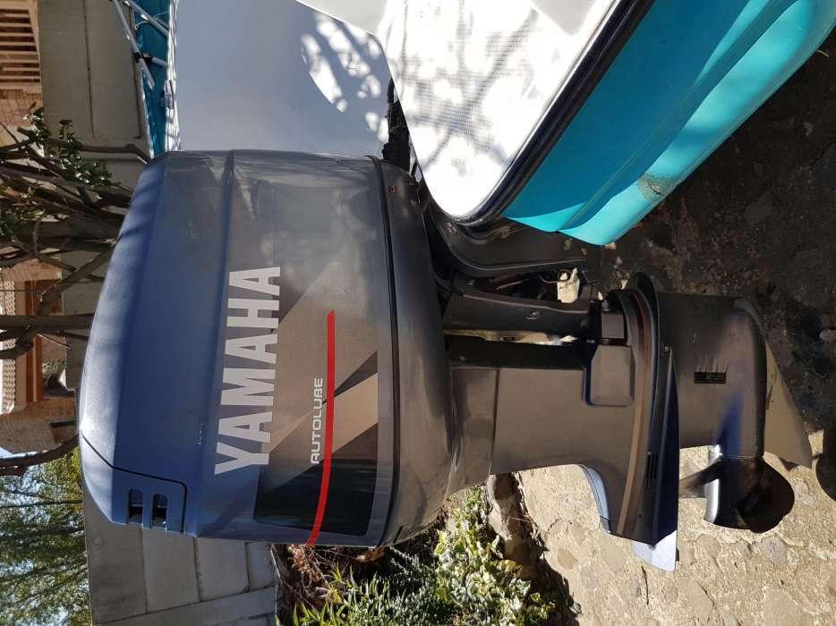Yamaha Autolube V6 200hp Outboard Engine