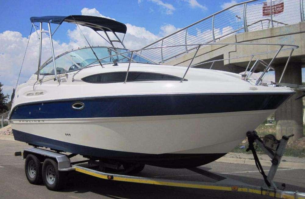 2006 Bayliner 245 with 5.7L V8 Mercruiser 350MAG with Bravo 3 Duel Pro