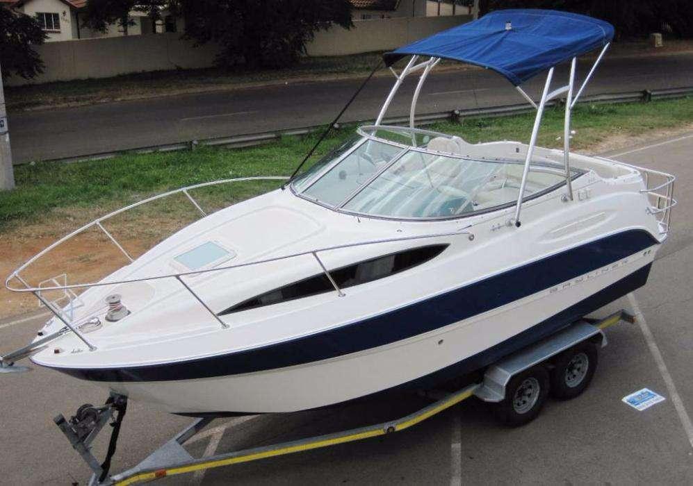 2006 Bayliner 245 with 5.7L V8 Mercruiser 350MAG with Bravo 3 Duel Pro