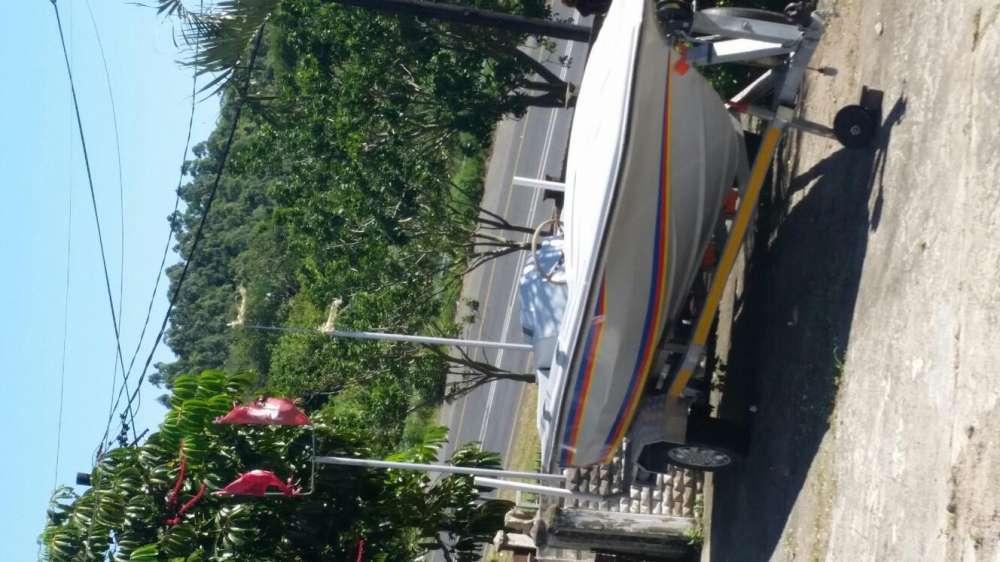 5.7m boat with brand new trailer