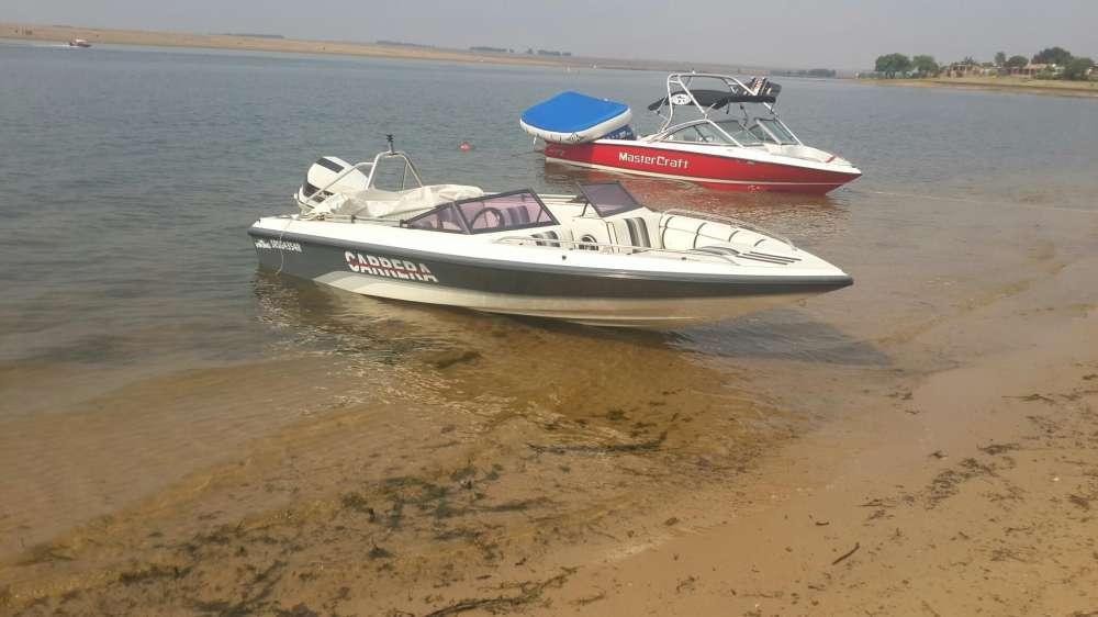 Carrera 17 ft bowrider