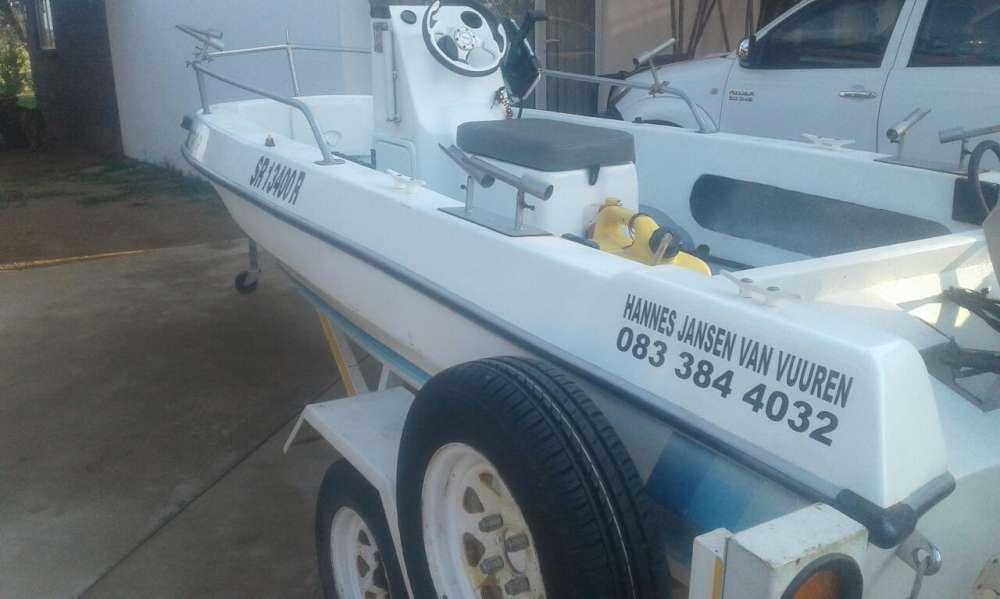 Fishing boat for sale with 70 hp engine