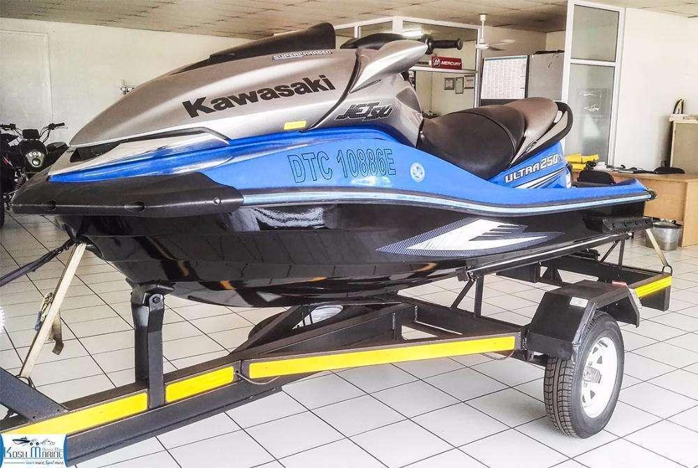 Spoedig en Netjiese Kawasaki 250X Supercharged Ultra Jetski Beskikbaar
