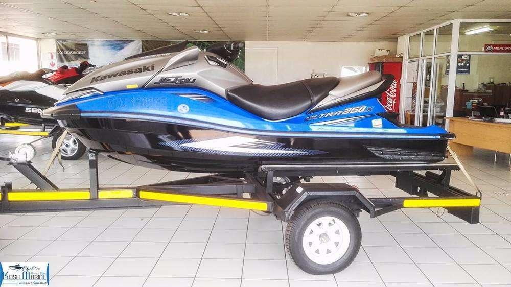 Spoedig en Netjiese Kawasaki 250X Supercharged Ultra Jetski Beskikbaar