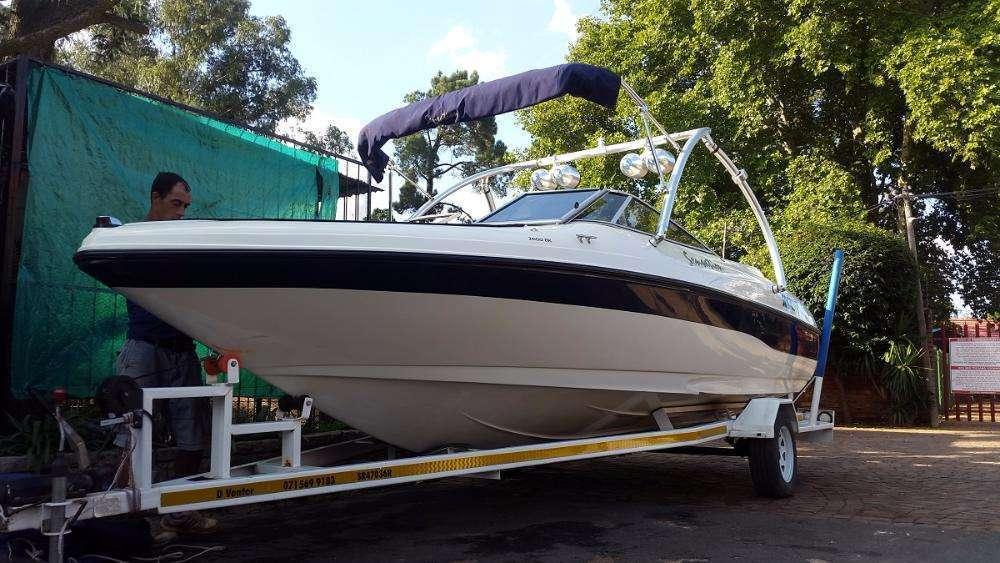 Br 2000 sensation boat with 225 mercury efi