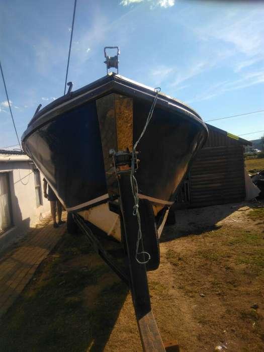 Cape craft 25ft on trailer