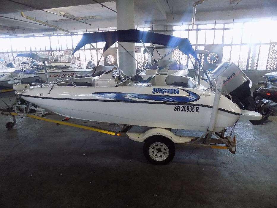 Sunseeker 17 ft wet deck on trailer 125 hp mariner mint low hours