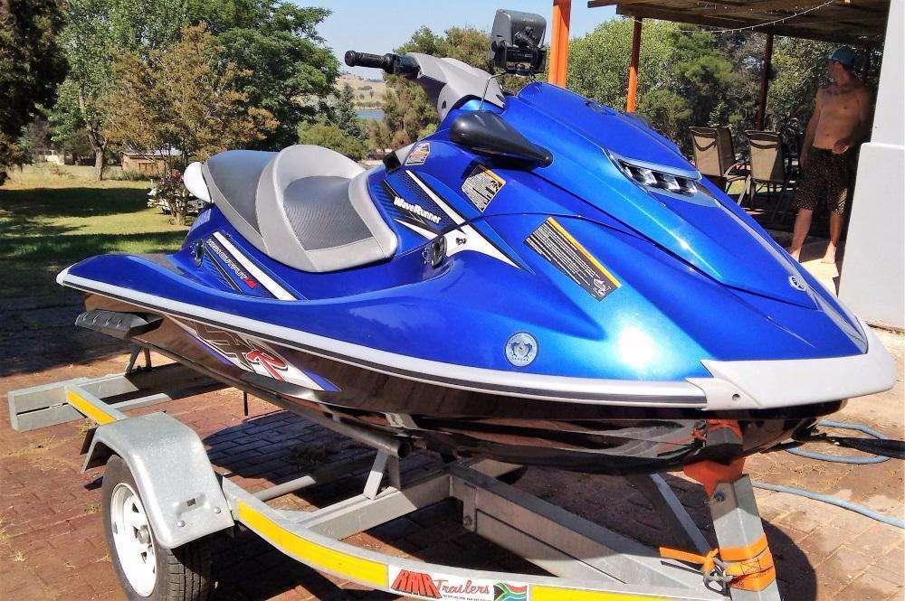 2011 YAMAHA Jetski 1800 VXR