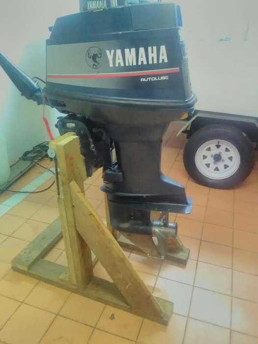 Yamaha 50 hp outboard motor