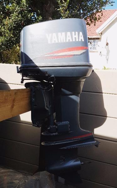 Yamaha outboard motors 200 hp V6 x 2
