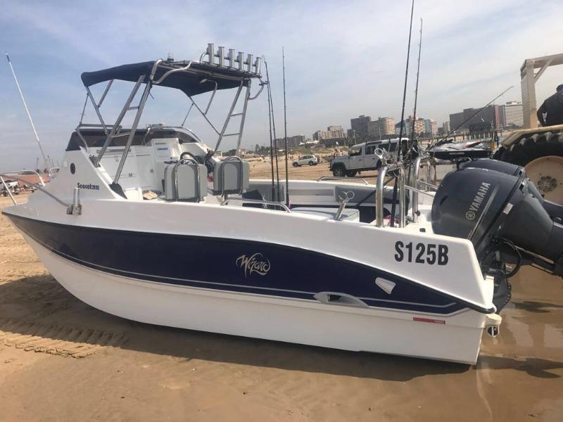 sea cat 565 on trailer 2 x 70 hp yamaha 4 strokes 220 hours mint !!