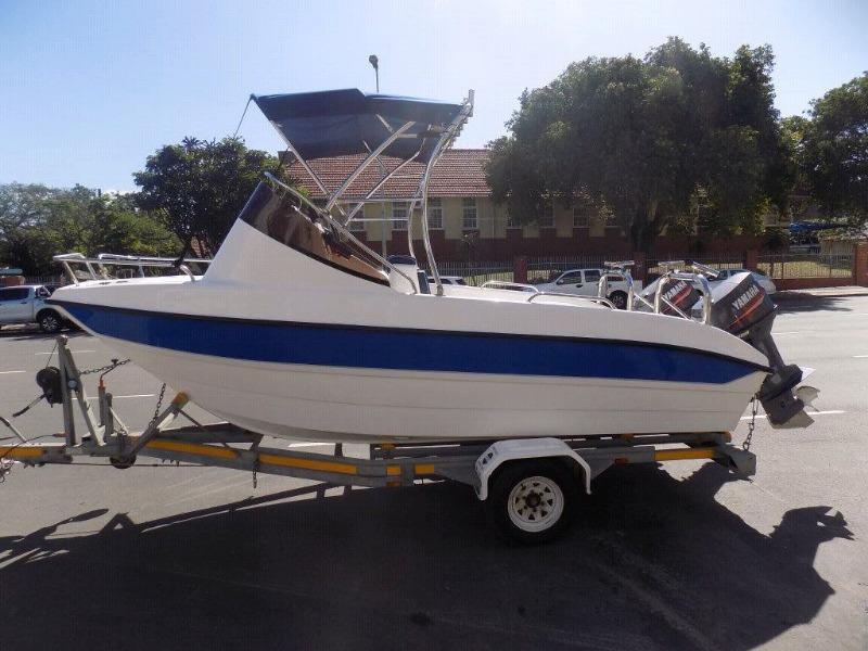 SEA CAT 510 POWERED BY 2 X 7O YAMAHA MOTORS