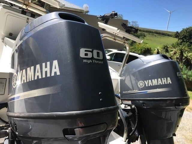 SEACAT 510 CC 2X YAMAHA 60HP FOUR STROKES