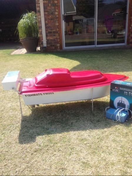 Bait Boats for Sale. NEW! R3600