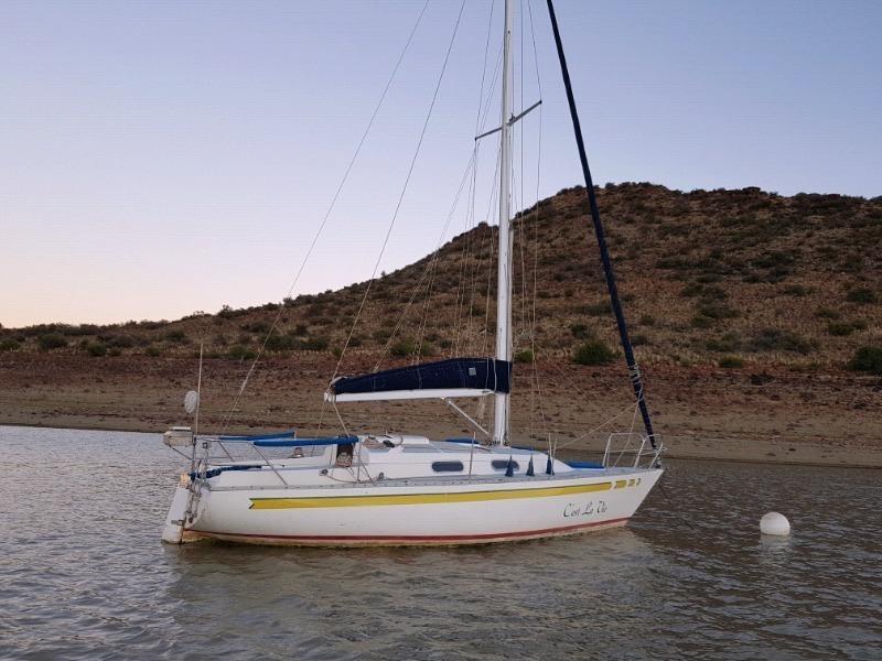 Muira 31' foot Yacht on Gariep dam