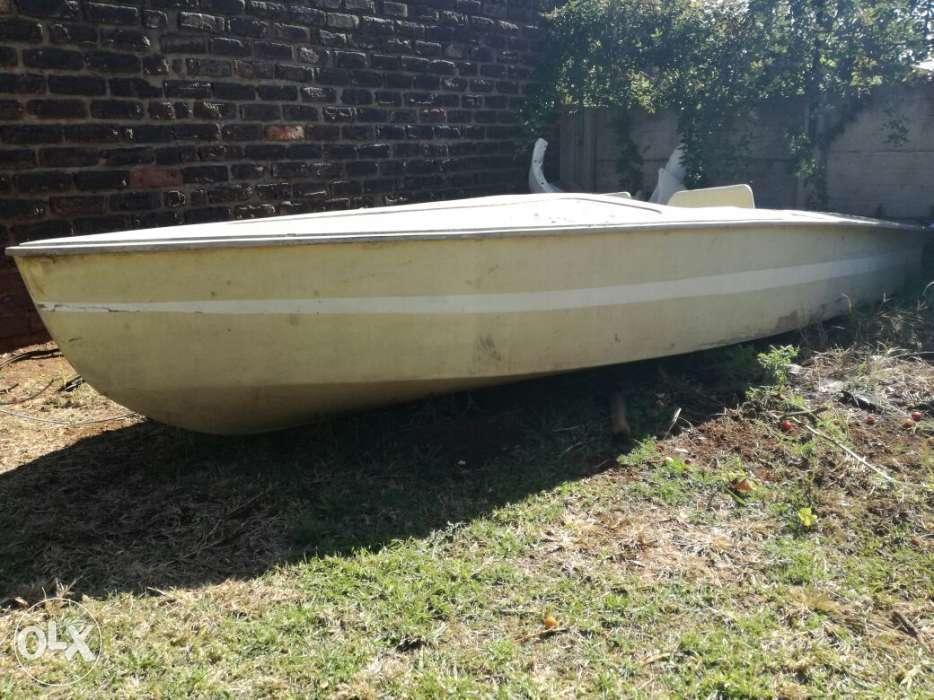 Boat for sale needs work