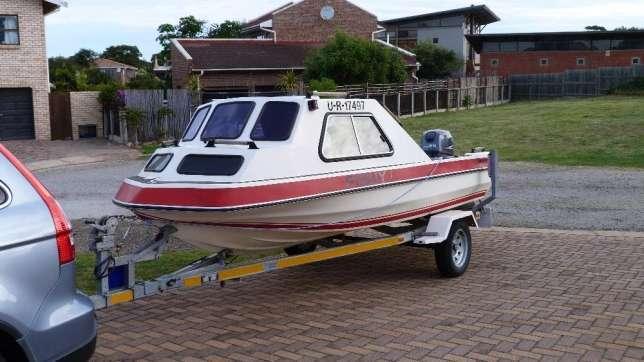 Sportster cabin boat with Yamaha 25 hp four stroke