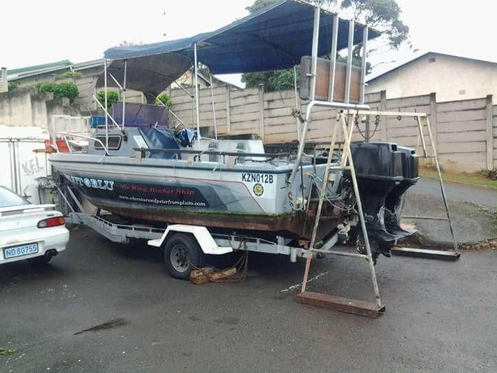 Suzuki boat motor 85hp