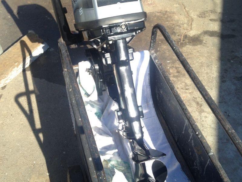 Mariner outboard motor 15hp 2 stroke