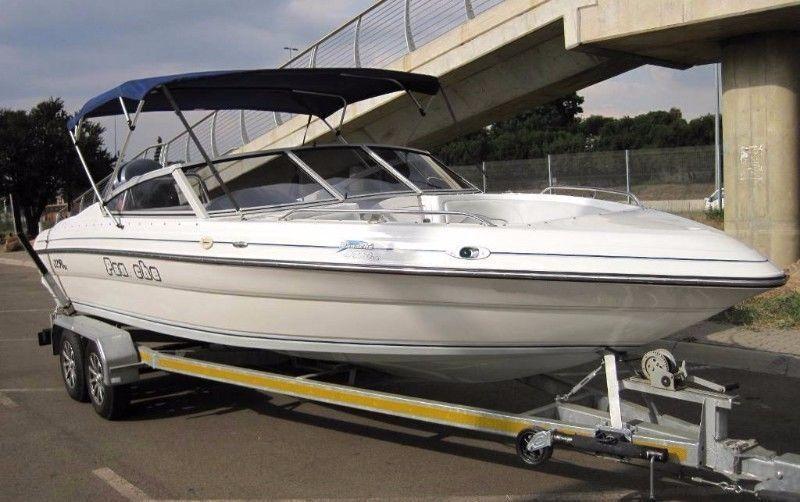 2010 Panache 2250 with 200hp Yamaha 4-Stroke Motor