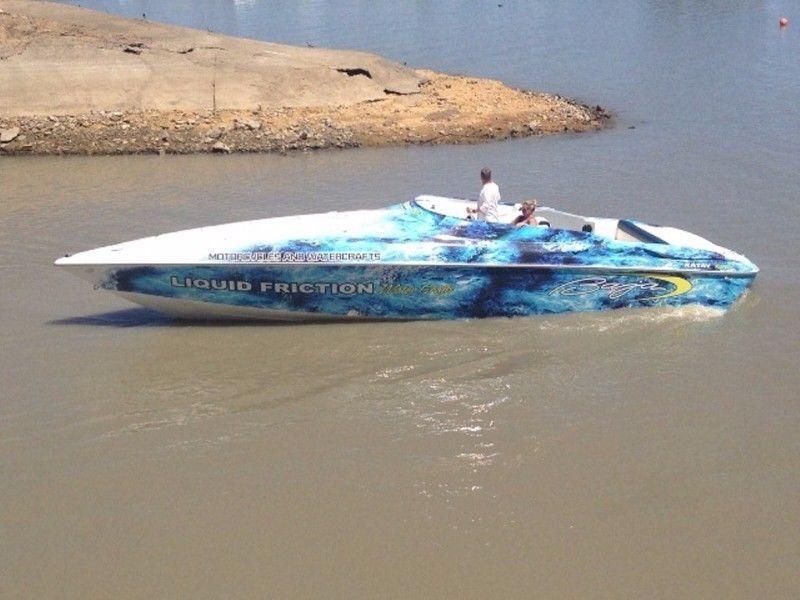 38ft BAJA OFF SHORE POWERBOAT(Liquid Friction edition) 2x 8,1L V8 H.O.EFI Mercruiser powered 850hp