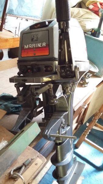 Mariner 15 hp outboard motor