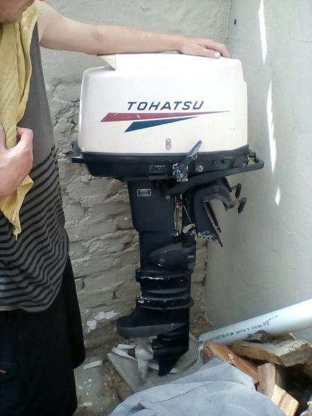 Tohatsu Outboard 25cc motor