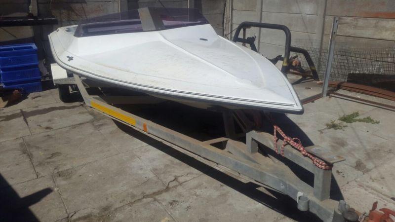 Speed boat with trailer